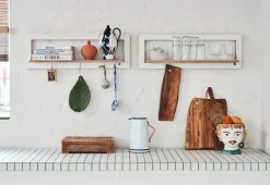 Ambivalenz - Fläpps Hylde - 80 x 27 cm - Sort birk