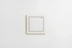 Ambivalenz - Fläpps Hylde - 40 x 40 cm - Hvid