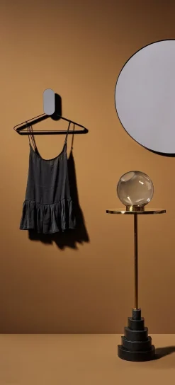 AYTM - "Ovali Hook" Knage med spejl (H: 16 cm) - Black