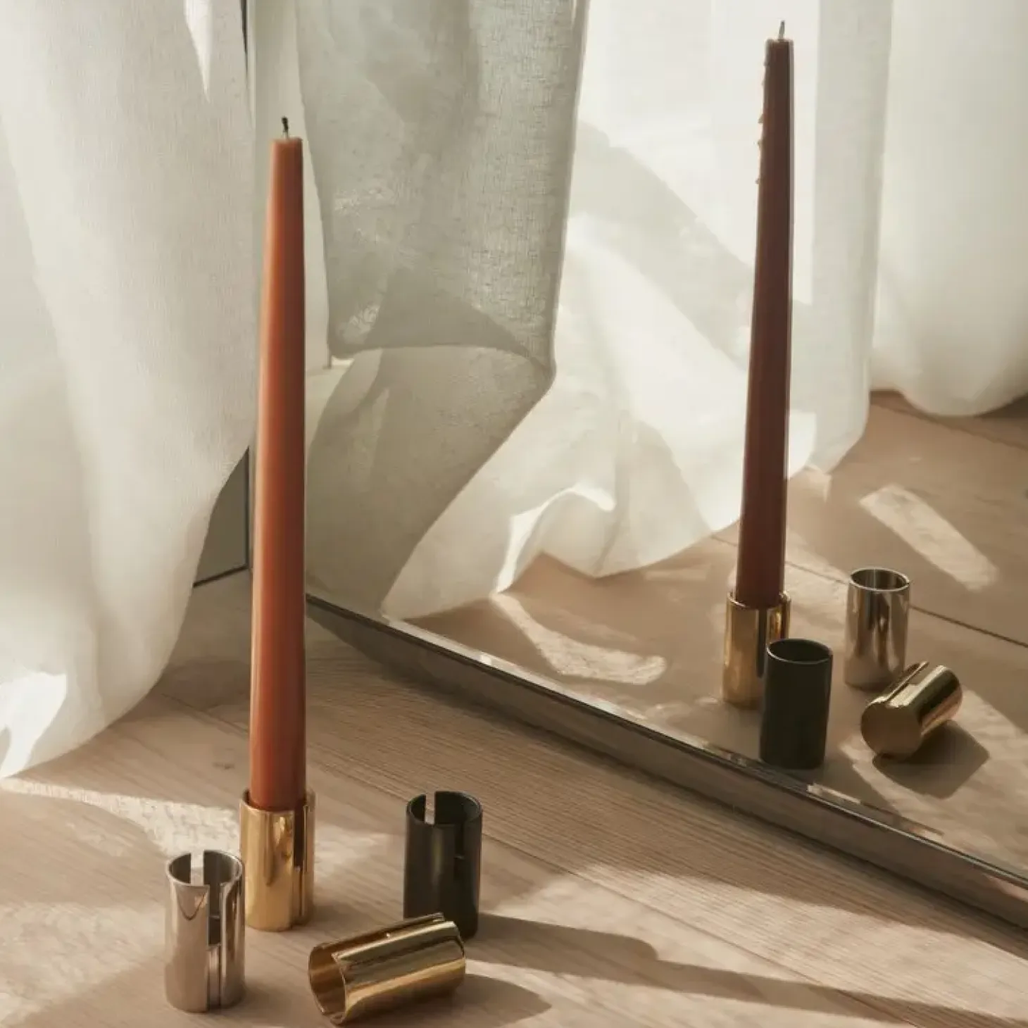 AYTM - SOL lysestage - Sort