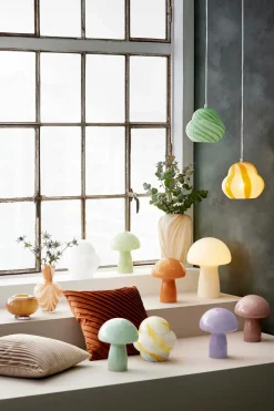 Bahne - Candy Bordlampe - Hvid - Højde 22 cm