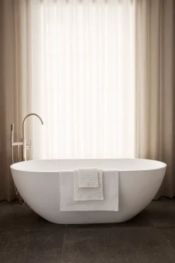 Blomus - Hand Towel - Black - RIVA