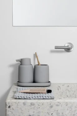 Blomus - Set of 2 Guest Hand Towels - Micro Chip - CARO