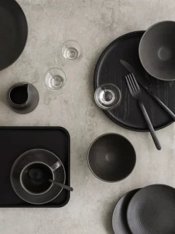 Blomus - Tray M - OKU - Black