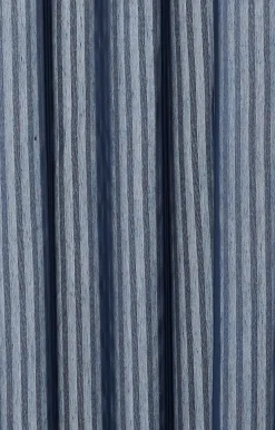 Compliments - Badeforhæng - Lines shower curtain w/eyelets 220 cm - Mørk blå