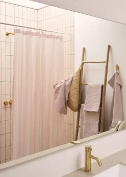 Compliments - Badeforhæng - Lines shower curtain w/eyelets 200 cm - Rose
