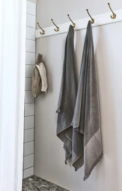 Compliments - Badeforhæng - Lumien shower curtain w/eyelets 220 cm - Sand