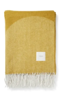 Compliments - Plaid - Waves Throw - 140x200 cm - Mustard