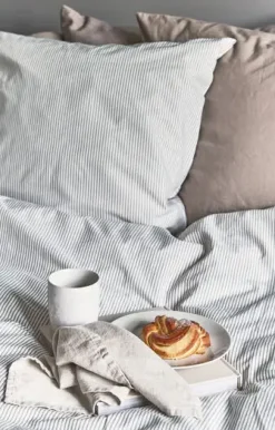 Compliments - Sengetøj - Kyst Bed Linen 140x220/60x63 cm - Sand