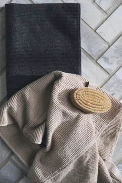 Compliments - Slow Towel 70x140 cm - grey