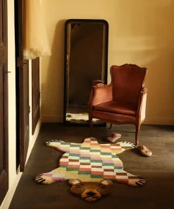 Doing Goods - Gulvtæppe - Archie Check Bear - Large