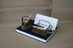 Dot Aarhus - Brass Dock - Tabletholder - Valnød/Sort