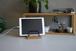 Dot Aarhus - Brass Dock - Tabletholder - Eg/Sort