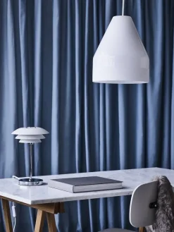 Dyberg Larsen - DL20 Bordlampe - Hvid