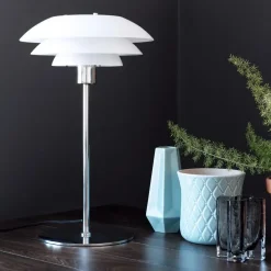 Dyberg Larsen - DL31 Opal bordlampe - Opal/Krom
