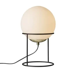 Dyberg Larsen - Moon bordlampe - Hvid