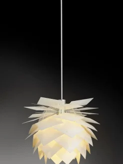 Dyberg Larsen - PineApple Pendel Lampe - Small - Hvid, 30 x 35 x 35 cm