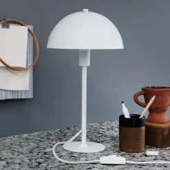 Dyberg Larsen - Stockholm bordlampe - Medium - Mat hvid, Ø: 25 x H: 43 cm