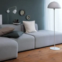 Dyberg Larsen - Stockholm gulvlampe - Mat hvid, 140 cm