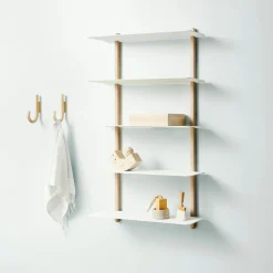 Gejst - NIVO E væghylde - Large - Lys eg/Hvid - 118x66 cm