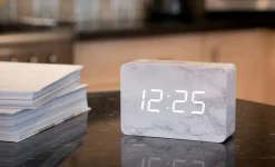 Gingko - Brick Click Clock Marble / White LED