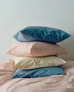 Hay - Fineline Pillow Case - 63 x 60 - Soft pink