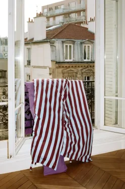 HAY - Été Bed Linen - Dynebetræk - bordeaux og sky blue (140 x 200 cm)