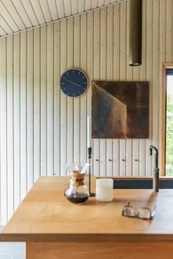 Hemverk - Vægur - Lys Eg/Smokey blue - Sølv visere - Ø38 cm