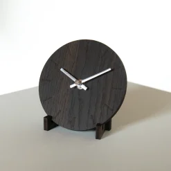 Hemverk - Vægur - Mørk eg - Ø12 cm - Sølv visere