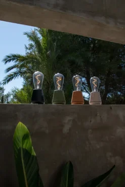 Humble Lights - Bordlampe - One - Udendørs - Black - Sort