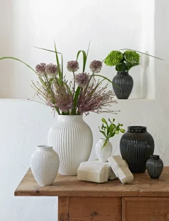 Knabstrup Keramik - vase H 20 cm ripple black