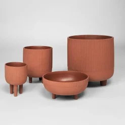 Kristina Dam - Urtepotte - Bowl - Red - M