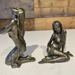 La Vida - Kvinde, siddende