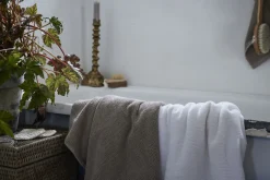 Lene Bjerre - Molli badehåndklæde 140x70 cm. hvid