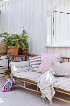 Lene Bjerre - Olivia plaid 170x130 cm. beige stribet