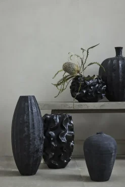 Lene Bjerre - Sannia vase H20,5 cm. sort