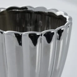 Lene Bjerre - Shenella urtepotteskjuler H20 cm. sølv