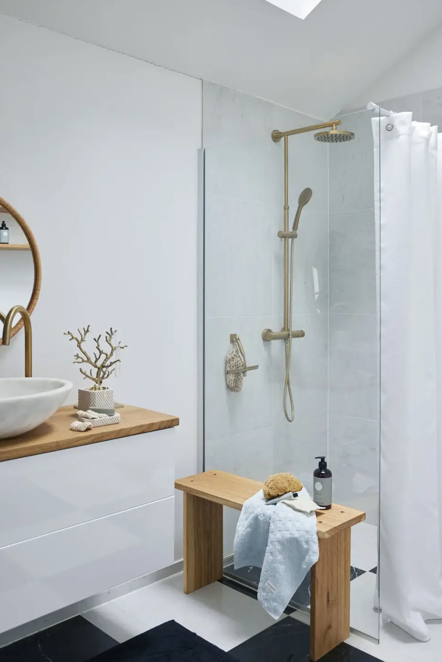 Lene Bjerre - Tressa smykkeholder lys guld 33 cm. - Smykketræ