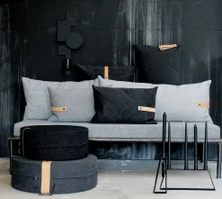 Louise Smærup pude - Vendbar pude i grå Canvas 80 x 50 cm