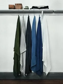 Lovely Linen - Badehåndklæde - Jeep Green