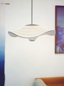 Made By Hand - Pendellampe - Flying Ø78 - Ivory White