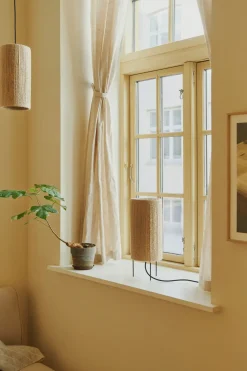 Made By Hand - Bordlampe - Ro Ø15 Table Lamp - Jute