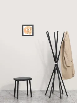 Møbel Copenhagen - COAT stumtjener i sort lakeret ask