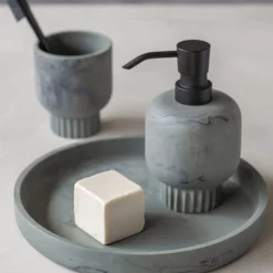 Mette Ditmer - ATTITUDE dispenser - Thyme Green