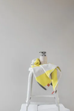 Mette Ditmer - DIAGONAL bath towel - Yellow