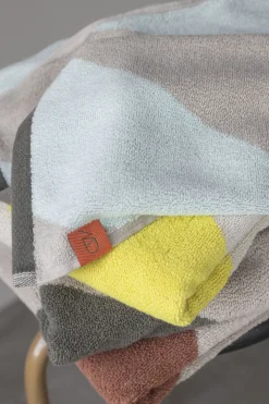 Mette Ditmer - DIAGONAL bath towel - Yellow