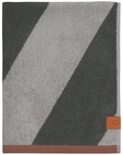 Mette Ditmer - DIAGONAL guest towel, 2-pack - Dark olive