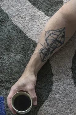 Mette Ditmer - FIGURA rug, small - Dark olive