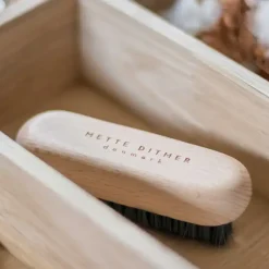 Mette Ditmer - REN neglebørste, naturlig