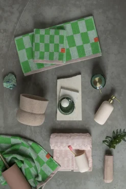 Mette Ditmer - RETRO badehåndklæde, Klassisk grøn